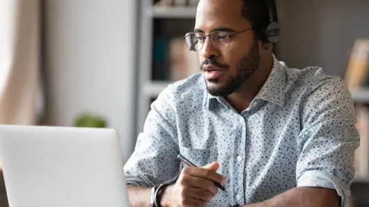 These 8 Questions Can Help You Choose the Right Online College