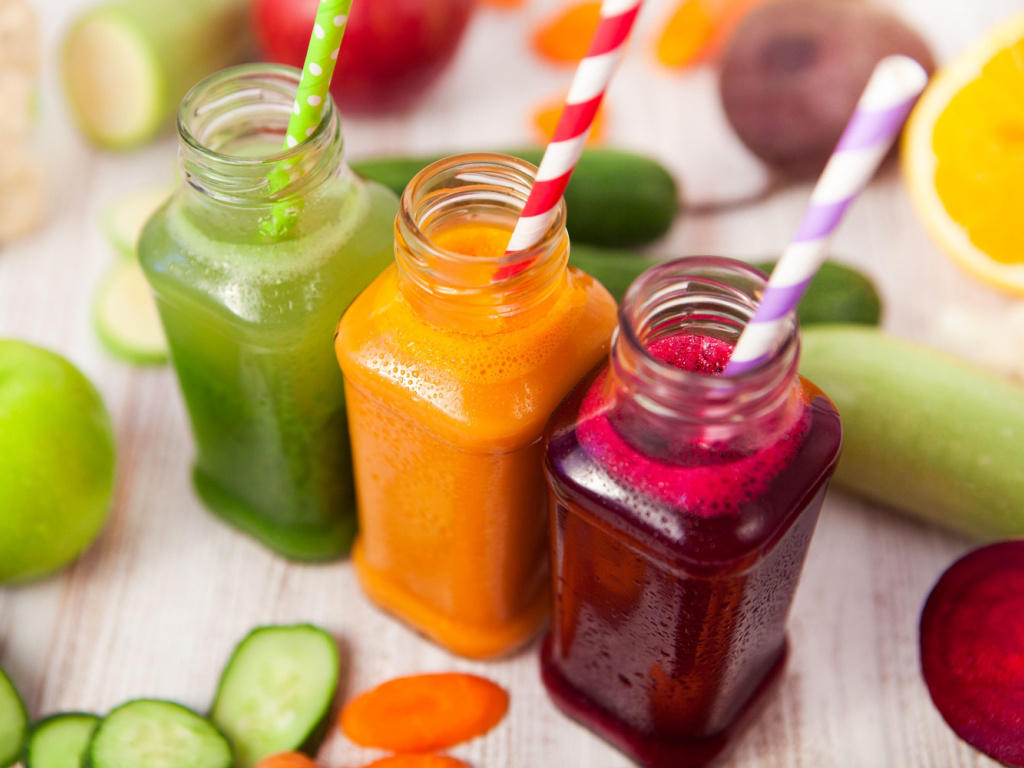 Weighing the Pros and Cons of a Juice Cleanse